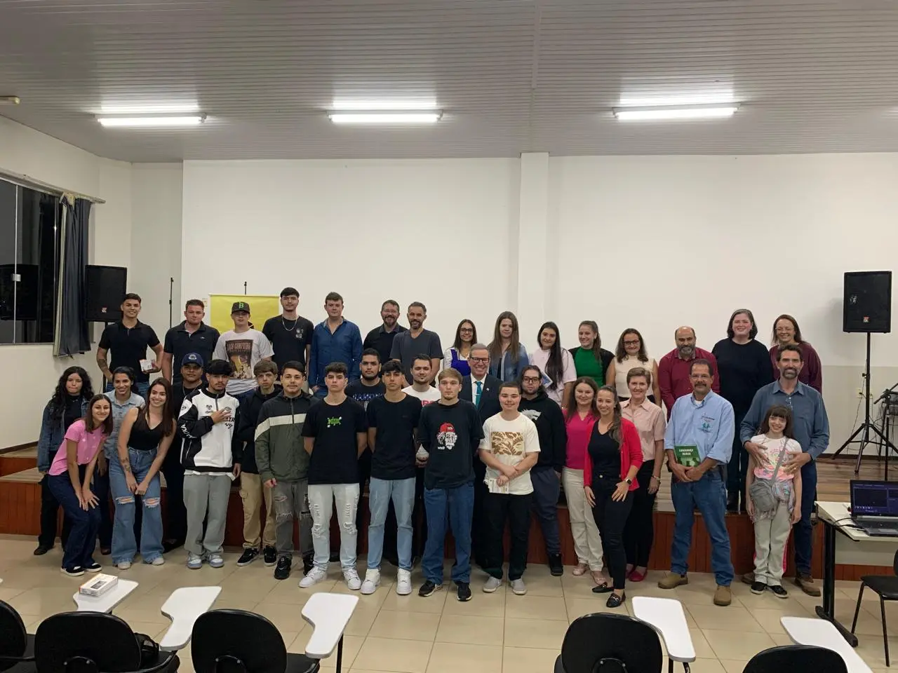 Aula inaugural do curso de Big Data no Agronegócio debate o uso da inteligência digital no campo Aula inaugural do curso de Big Data no Agronegócio debate o uso da inteligência digital no campo