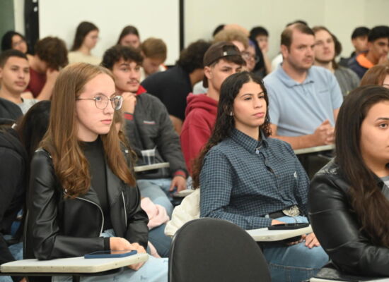 DSC_1032 Estudantes aprenderam a importância das soft skills para o mercado profissional