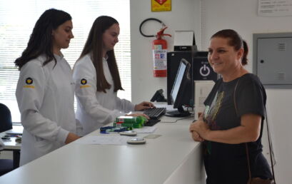 Parceria entre Farmácia Escola da Unicentro e Prefeitura de Guarapuava amplia acesso à insulina para a população