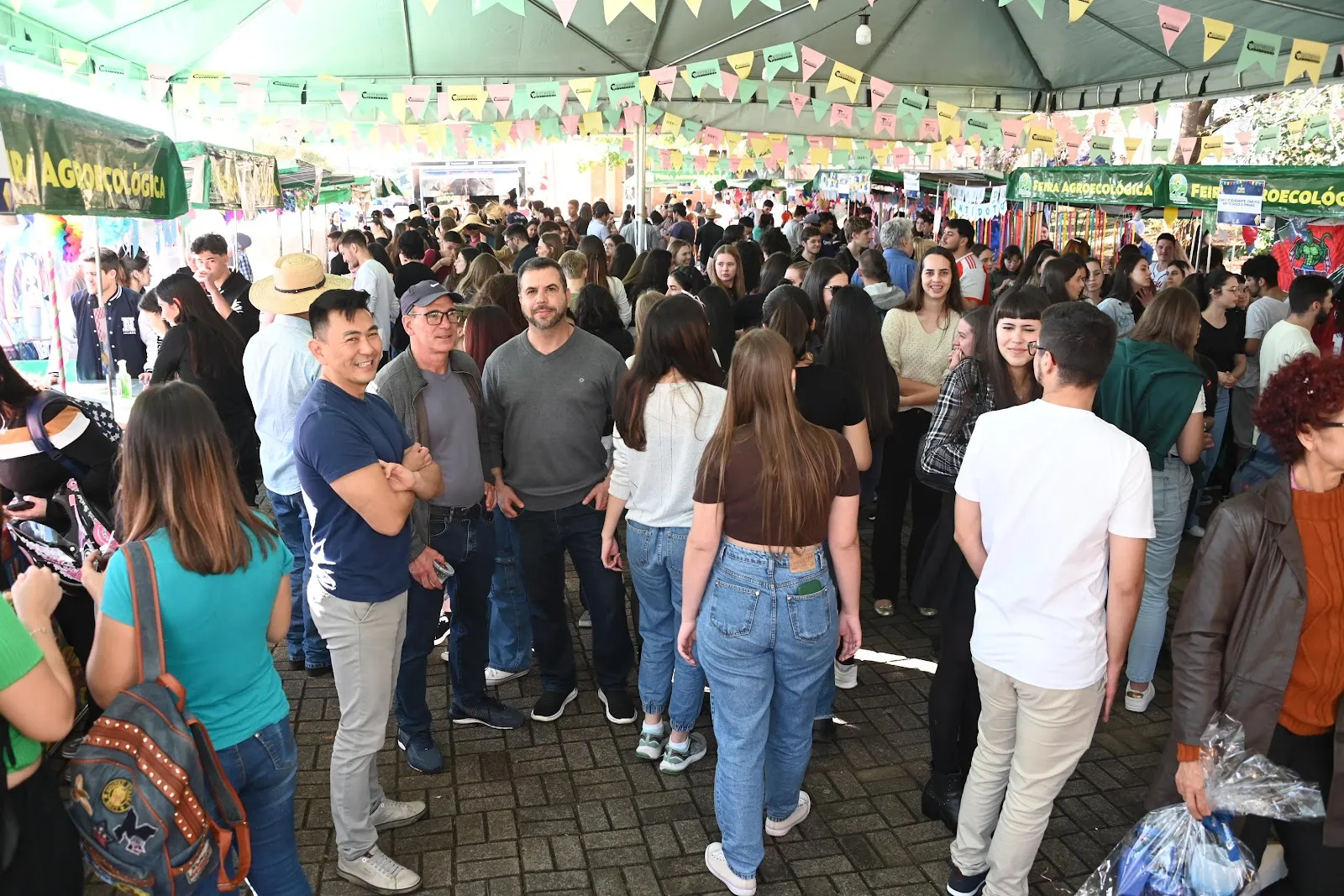 5º Arraiá do Cedeteg e aniversário de 15 anos da Feira Agroecológica movimentam o Câmpus Cedeteg