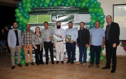 Unicentro entrega Plano de Manejo para áreas de conservação de Campina do Simão