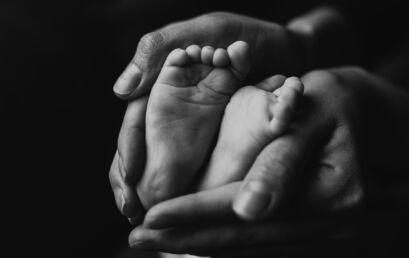 Dias escuros: a relação de mães com o luto maternal