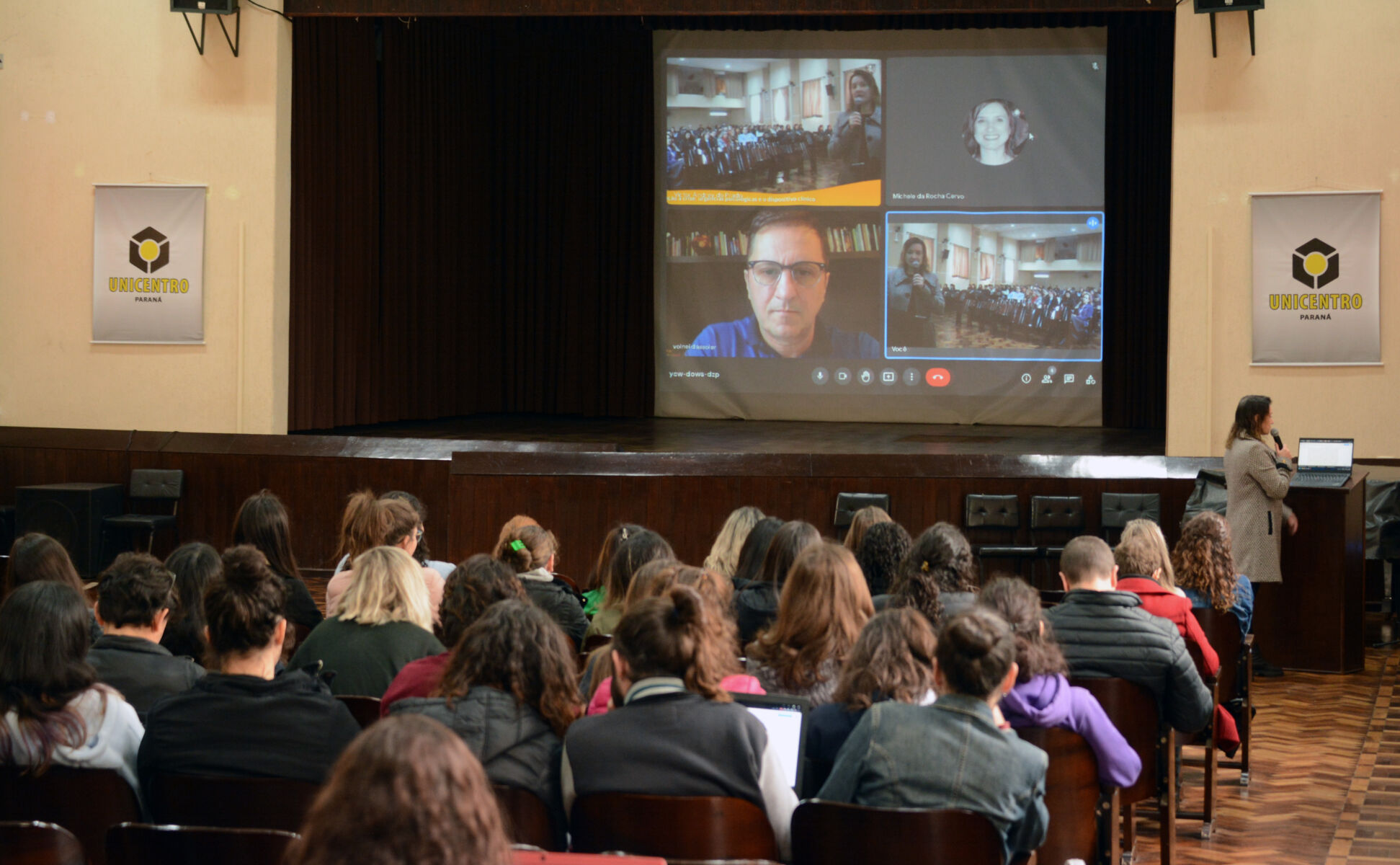 Palestra destaca trabalho de atenção à crise em urgências psicológicas