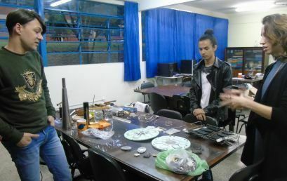 Projeto da USF capacita jovens para confecção de joias e acessórios em Cianorte Paraná