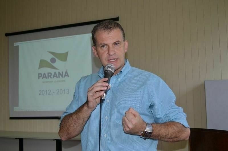 Secretário de Esportes do Paraná profere aula inaugural do curso de Educação Física de Irati