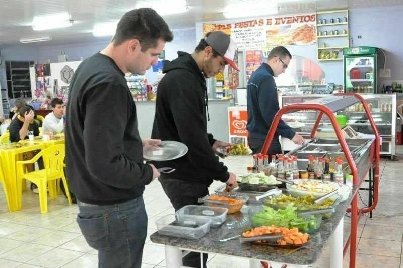 Unicentro abre inscrições para subsídio de refeições nos restaurantes universitários