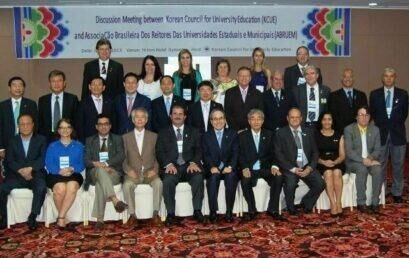 Aldo Bona participa de reunião com conselho coreano de reitores