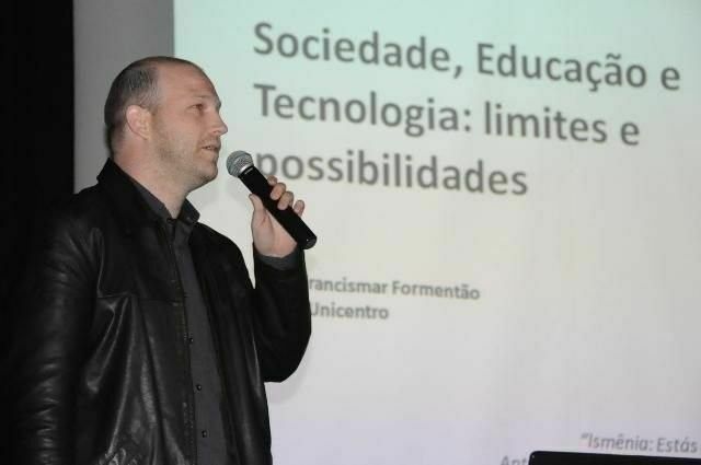 Seminário Temático do PDE contou com participação de docentes da Unicentro