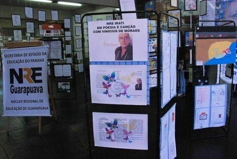 Unicentro recebe a Caravana da Poesia Unicentro recebe a Caravana da Poesia