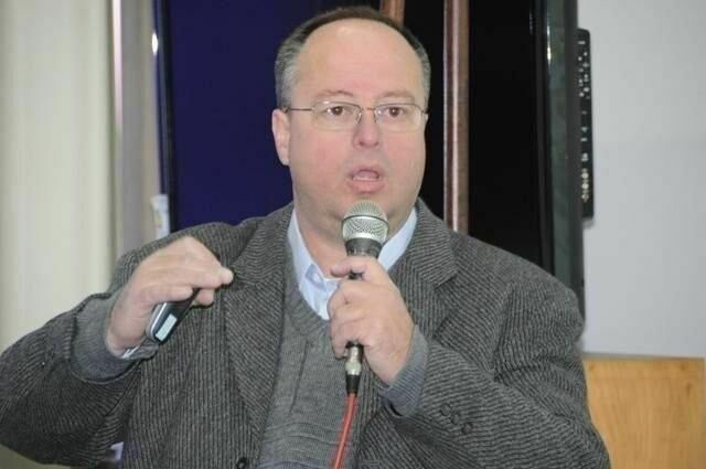 Comissão da Educação Superior do Paraná realiza palestra sobre avaliação de cursos Comissão da Educação Superior do Paraná realiza palestra sobre avaliação de cursos