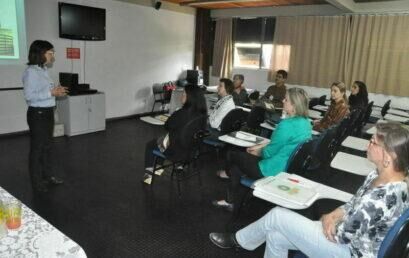 Docente da Unicentro recebe “Diploma Mulher Cidadã”