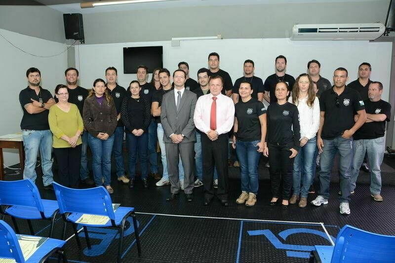 Unicentro sedia homenagem a policiais civis