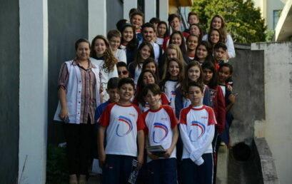 Alunos do Pinhão visitam Arquivo Histórico da Unicentro