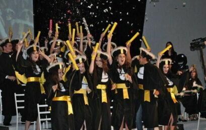 Assista aos melhores momentos das cerimônias de formaturas da Unicentro