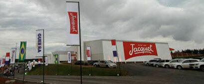 Jacquet realiza análise sensorial no campus Cedeteg