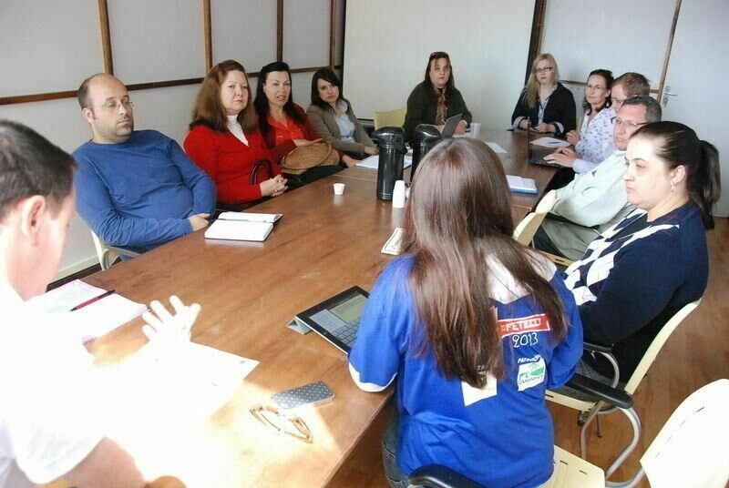 Reunião debate subprograma que regulamenta a situação de reclusos em regime aberto Reunião debate subprograma que regulamenta a situação de reclusos em regime aberto