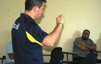 Técnico da seleção brasileira de taekwondo ministra palestra na Unicentro