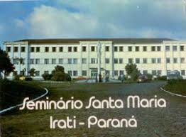 Cedoc de Irati reúne e organiza acervo de fotos do Campus do período de 1977 a 2004