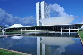Universidades estaduais recebem apoio da bancada federal do Paraná