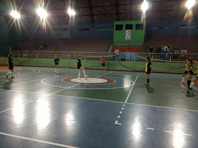 Calouros do Campus de Irati da Unicentro participam de Jogos