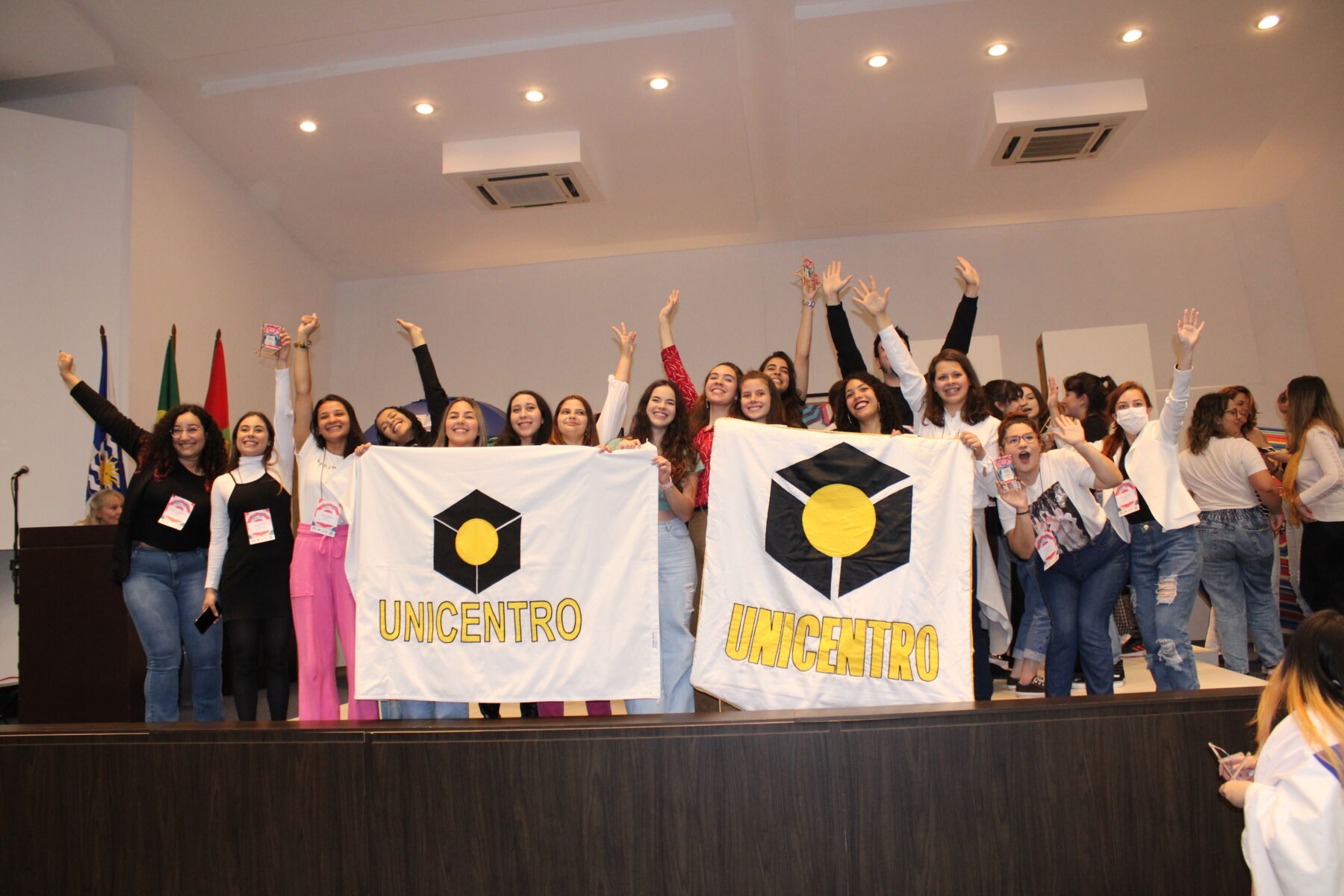Estudantes da Unicentro são ganhadores de maior premiação da Comunicação do Brasil