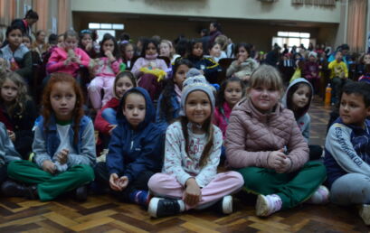Crianças de escolas municipais de Irati participam do 5º Cine Kids