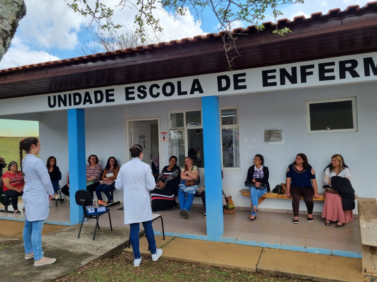 Unidade Escola de Enfermagem realiza exames preventivos pelo Outubro Rosa
