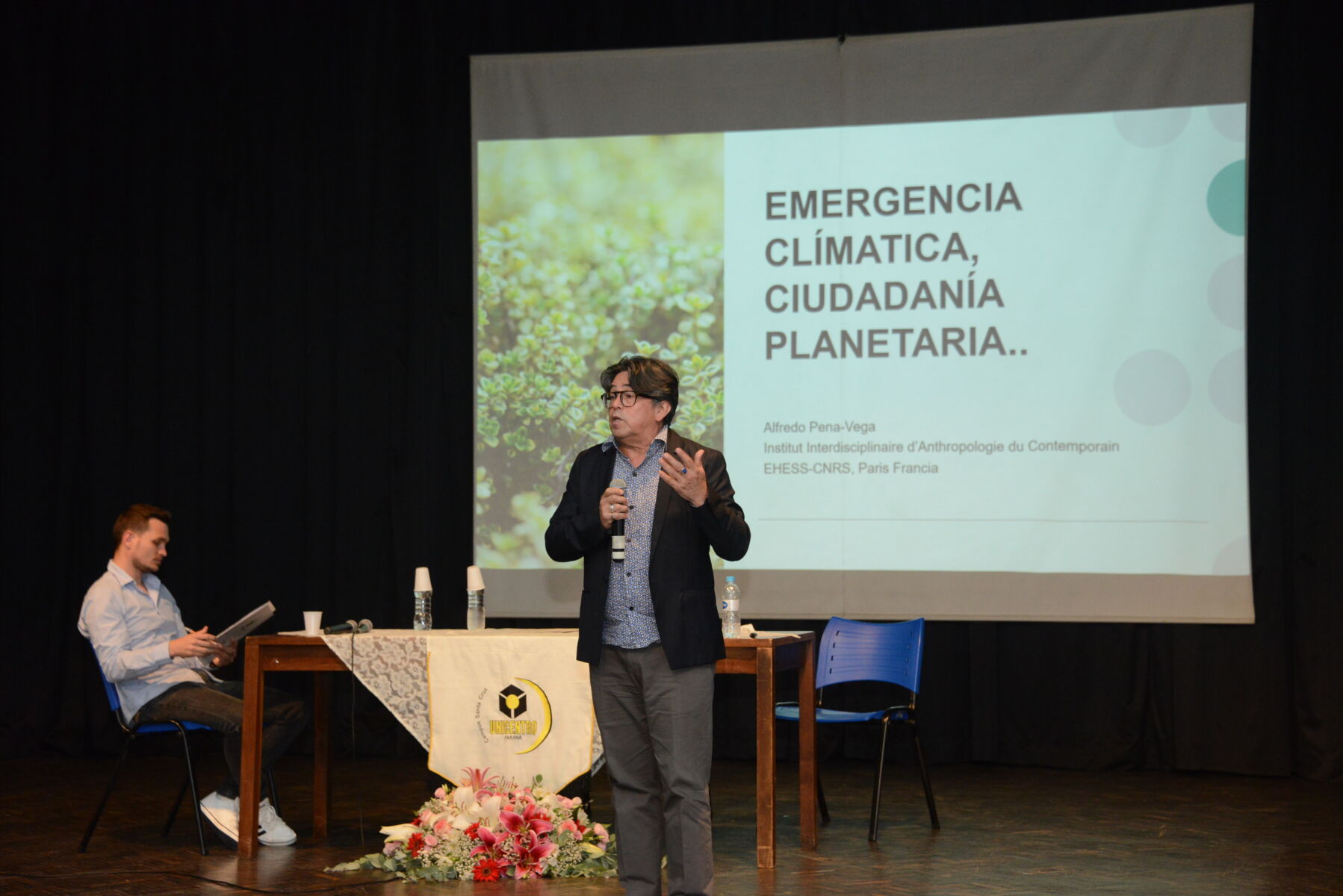 Unicentro sedia 1° Encontro Internacional Educação Ambiental e Emergência Climática