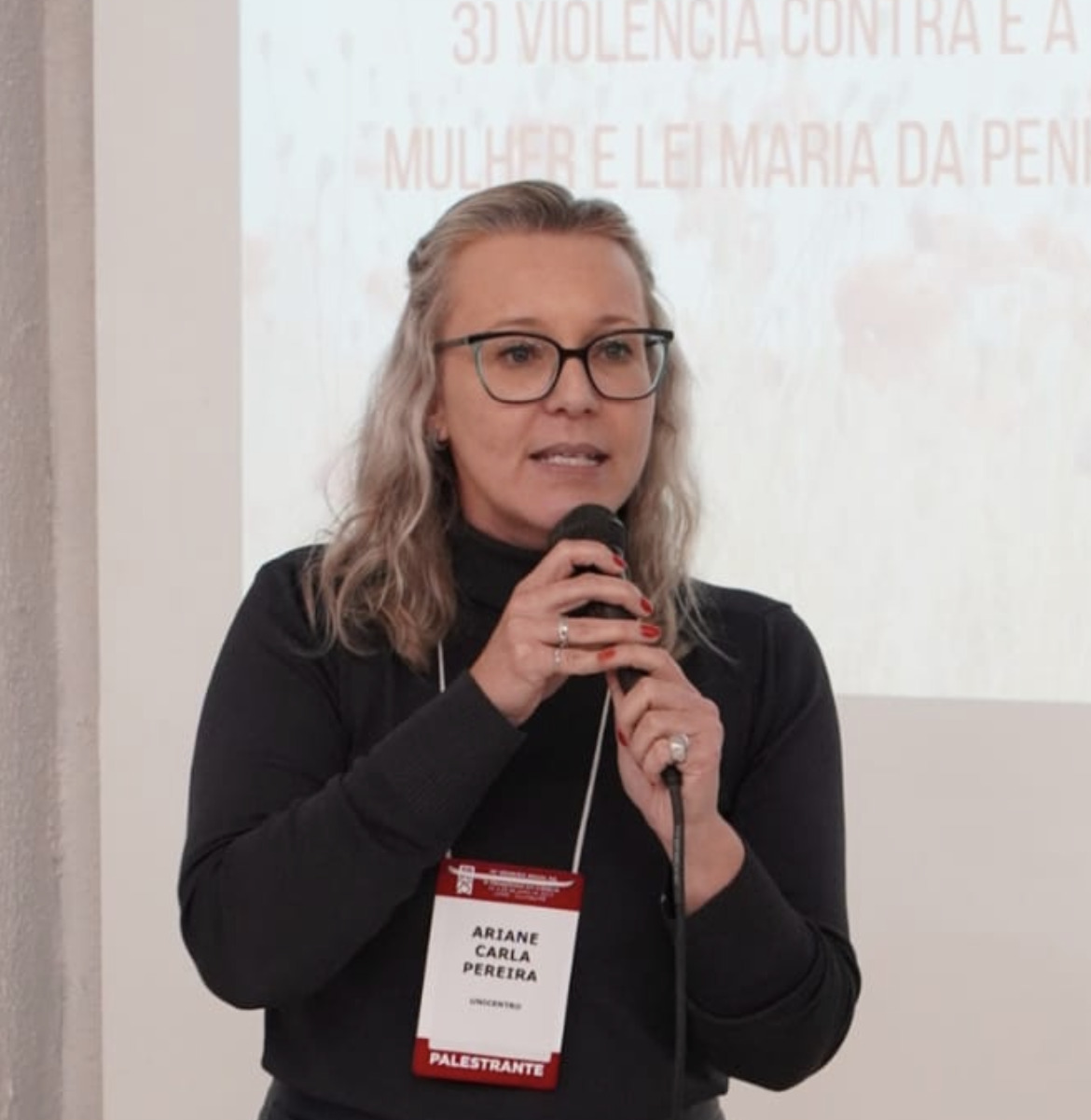 Professoras da Unicentro palestram no maior evento científico da América Latina