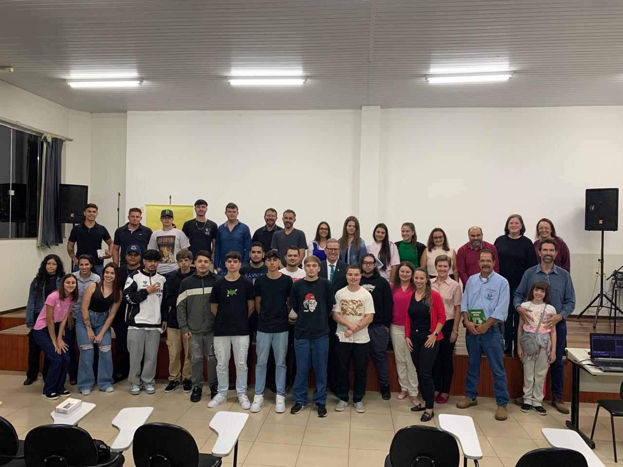Pioneiro no Paraná, curso de Tecnologia em Big Data no Agronegócio da Unicentro realiza aula inaugural