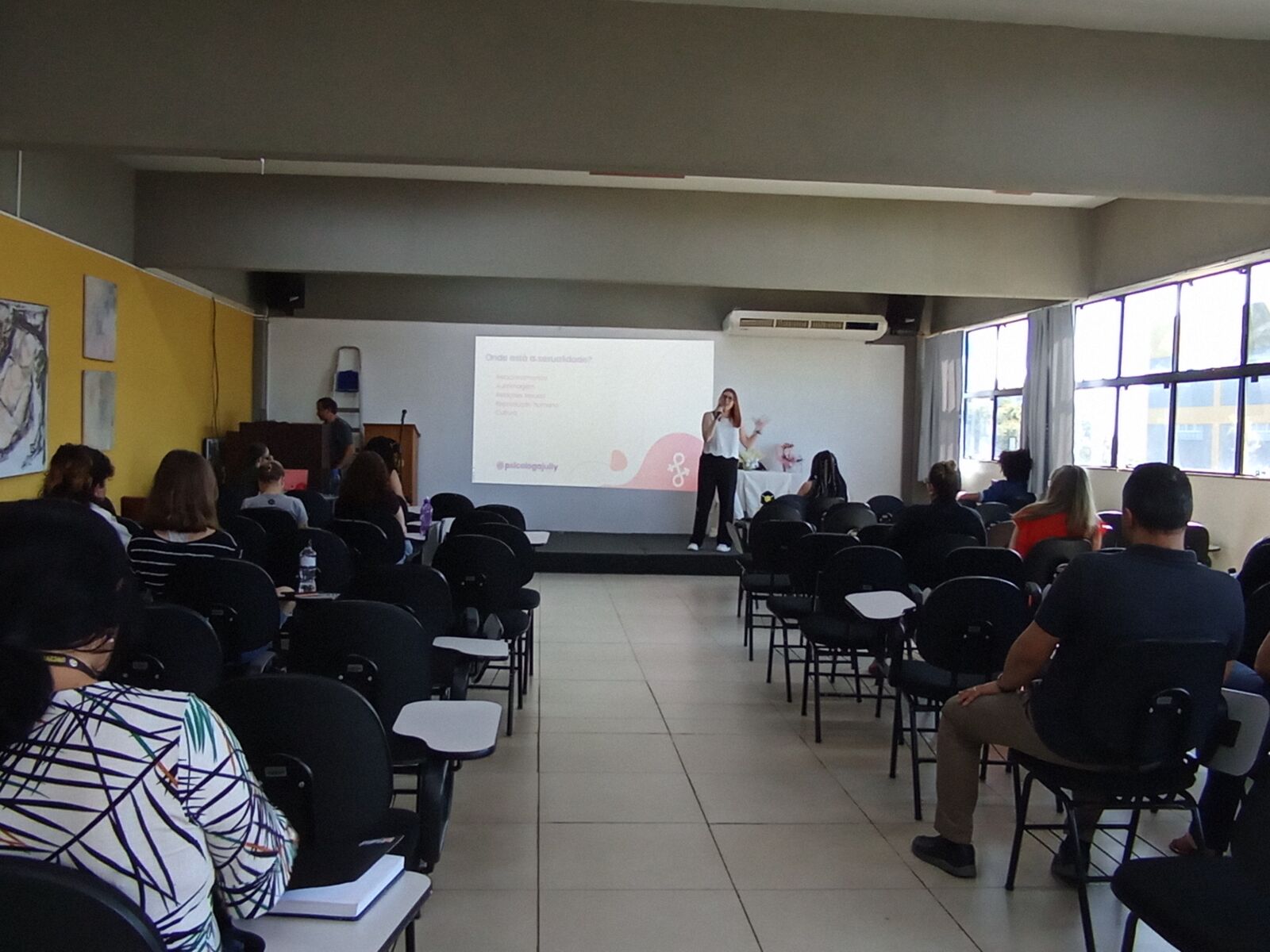 Pró-Reitoria de Gestão de Pessoas promove palestra sobre saúde mental e sexualidade