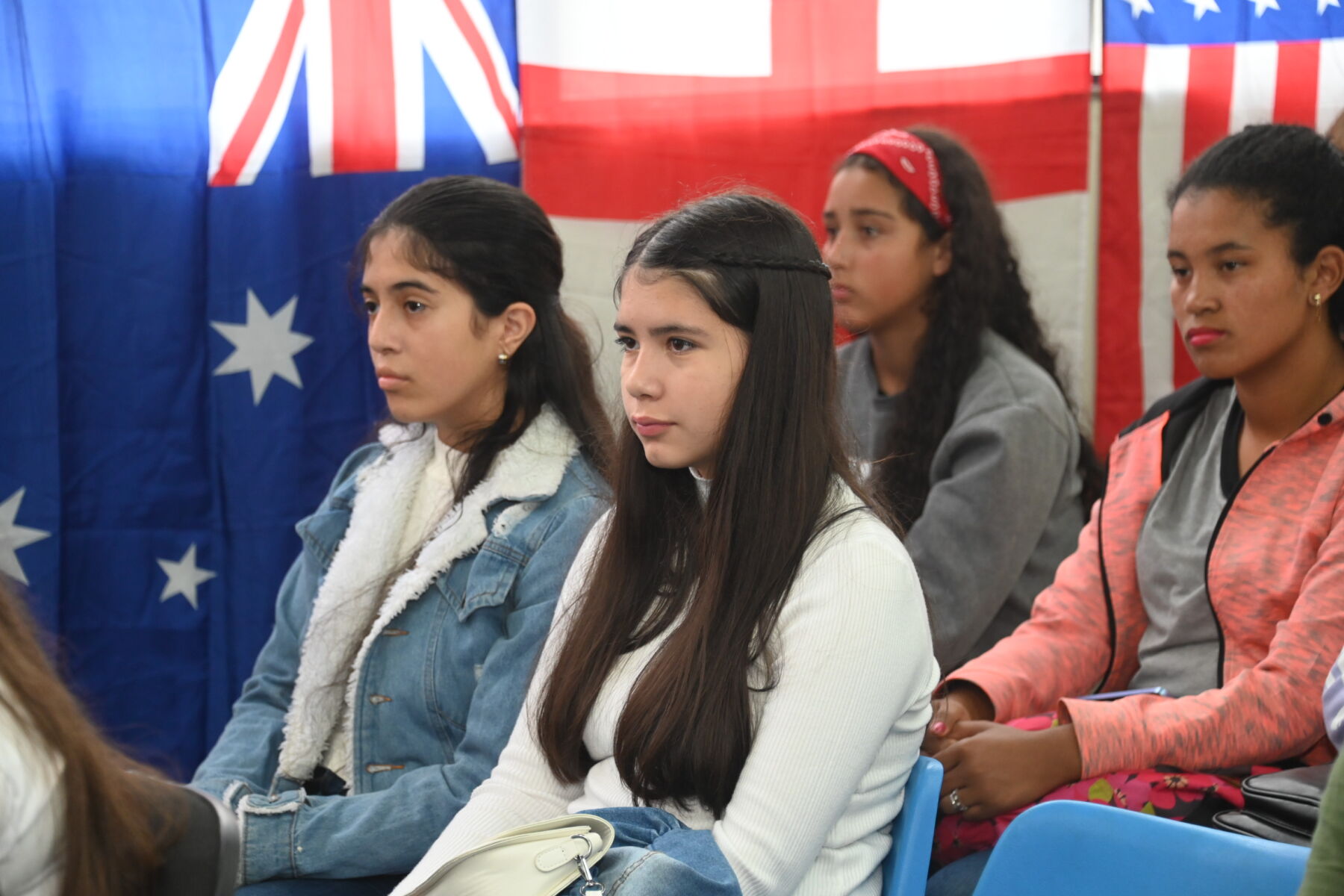 Programa “Ganhando o Mundo” reúne pais, alunos e professores em roda de conversa