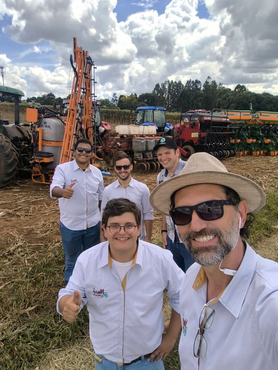 O evento contou com a participação de professores e alunos dos cursos de Agronomia e Big Data no Agronegócio