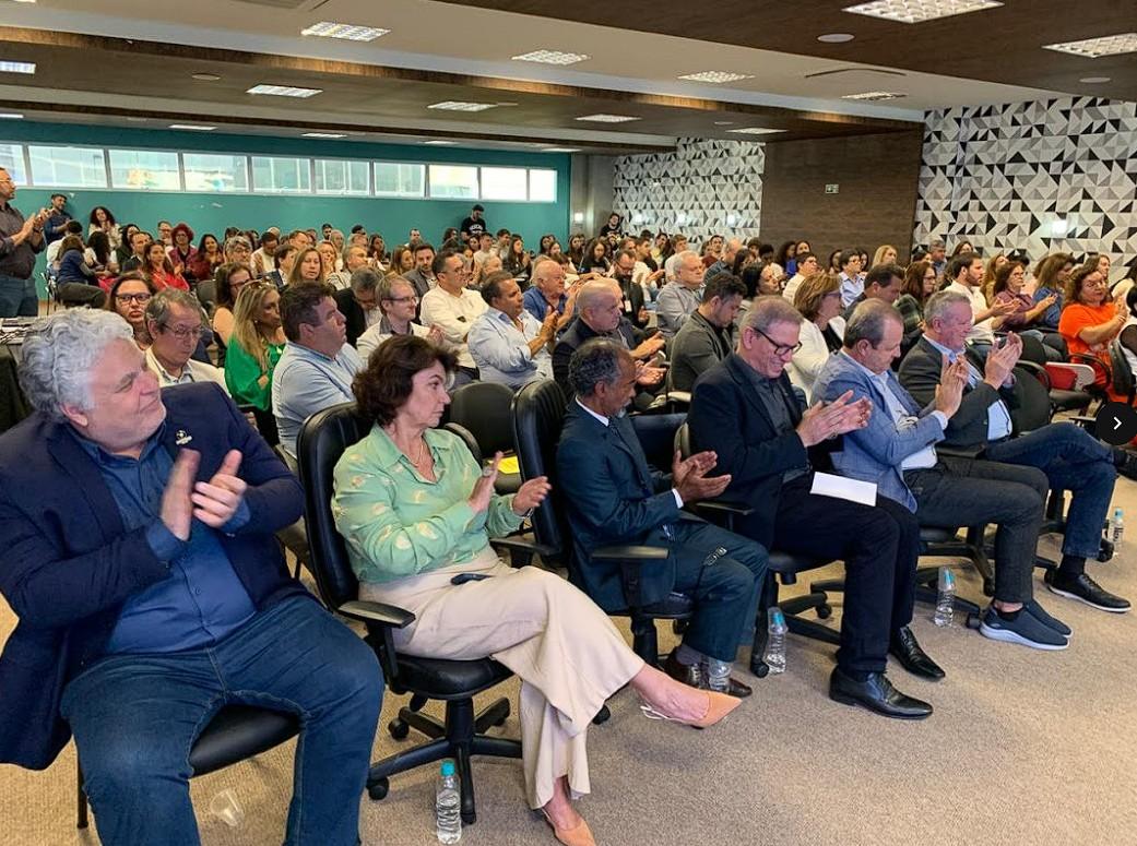 Unicentro inaugura bloco didático e inicia ações acadêmicas no Hospital Regional do Centro-oeste
