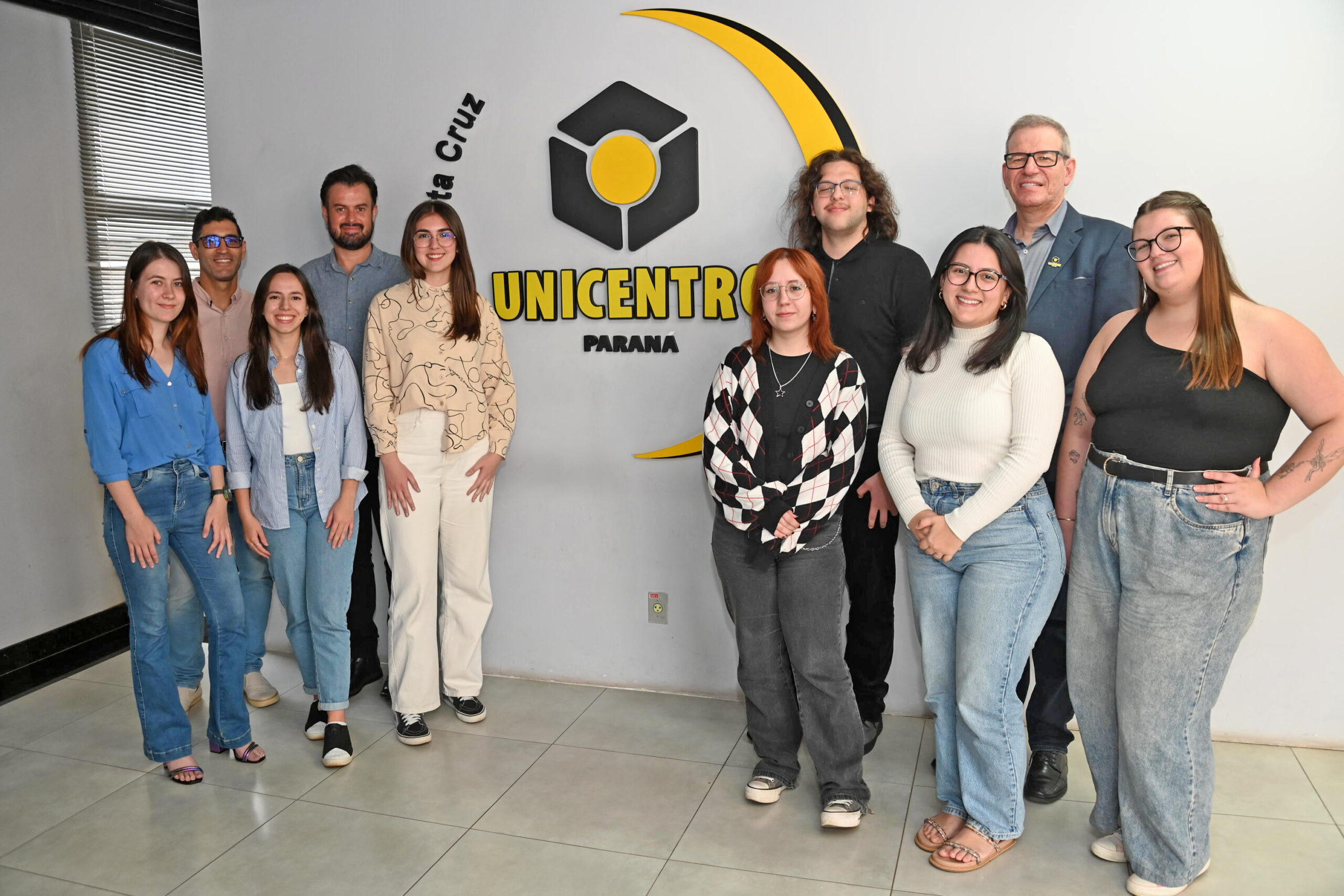Unicentro envia 12 estudantes para mobilidade no Canadá