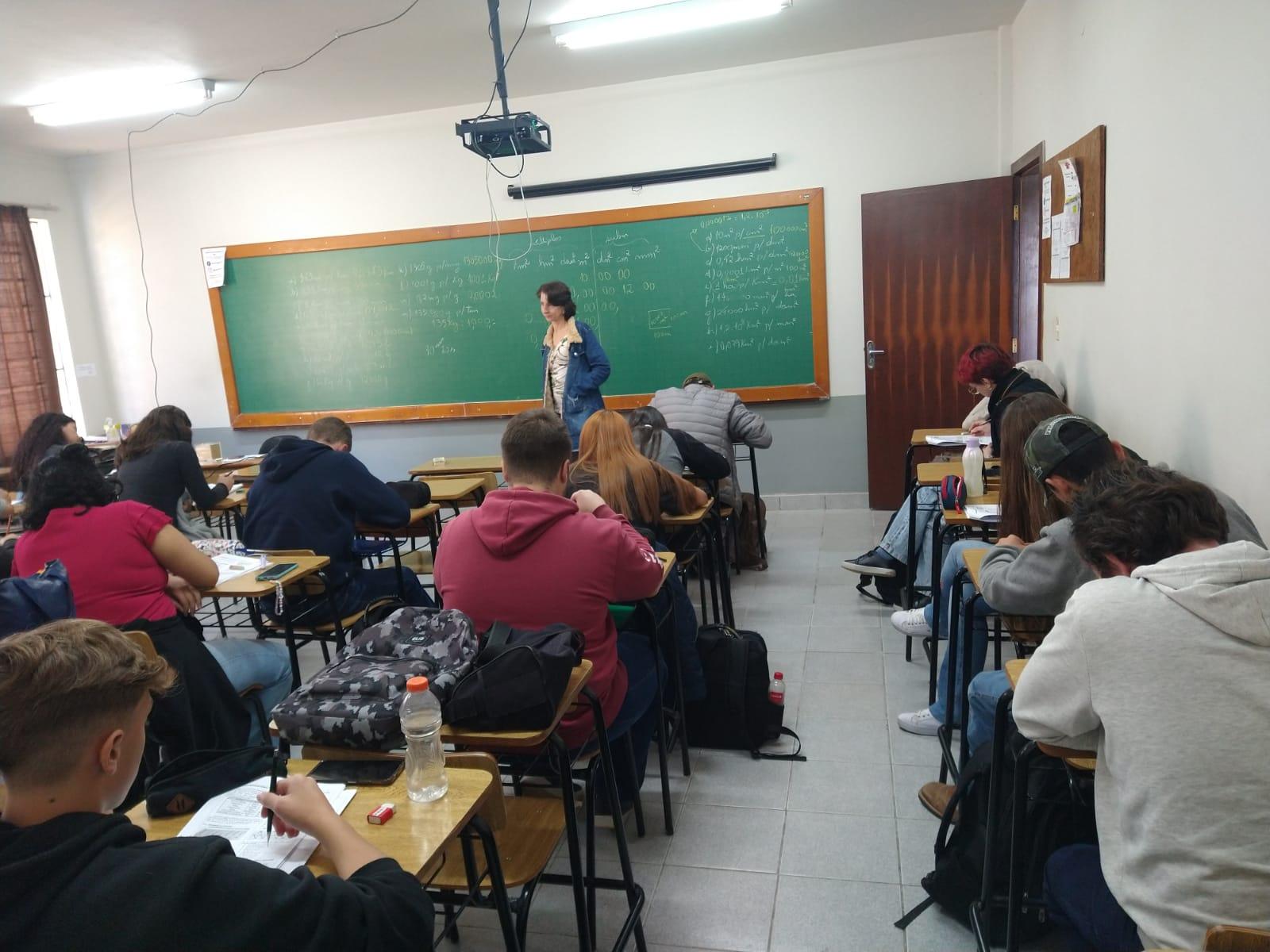 3ª Maratona de Matemática Básica começa segunda-feira (12) no Câmpus de Irati