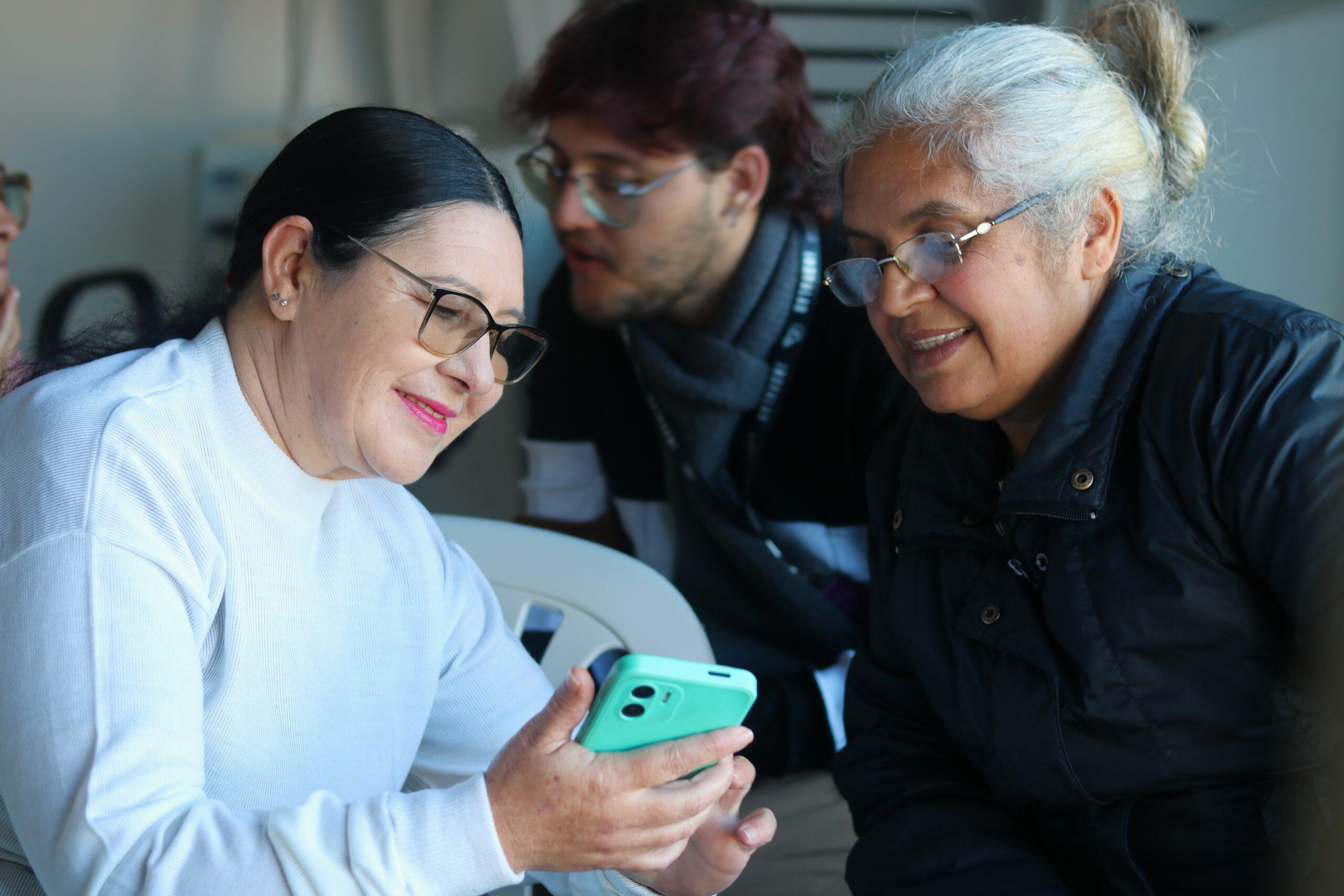 InovaLab realiza oficina de fotografia e marketing digital com empreendedoras em Reserva do Iguaçu