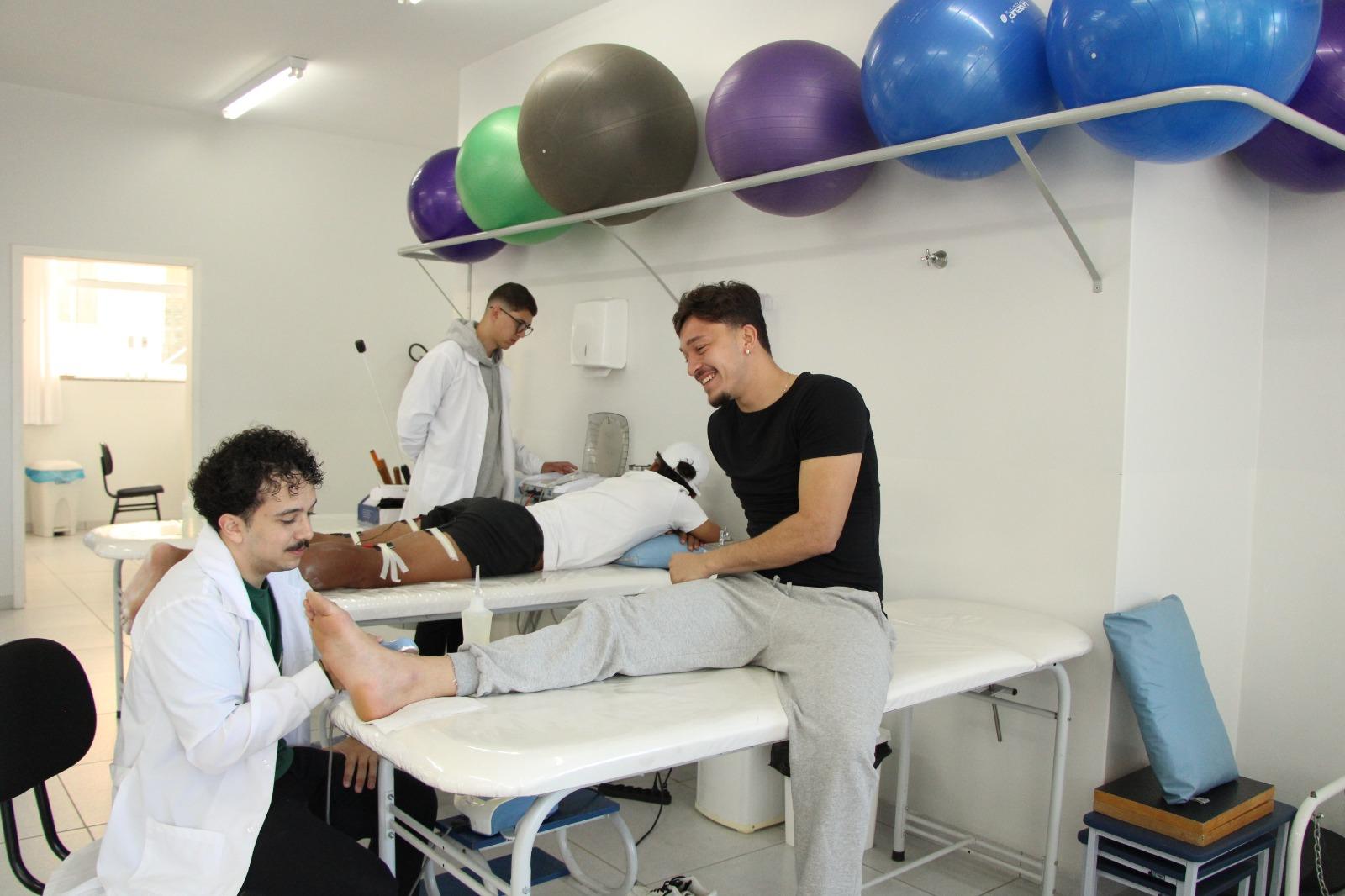 FisioEsporte: projeto da Unicentro oferece suporte a equipes profissionais de Guarapuava