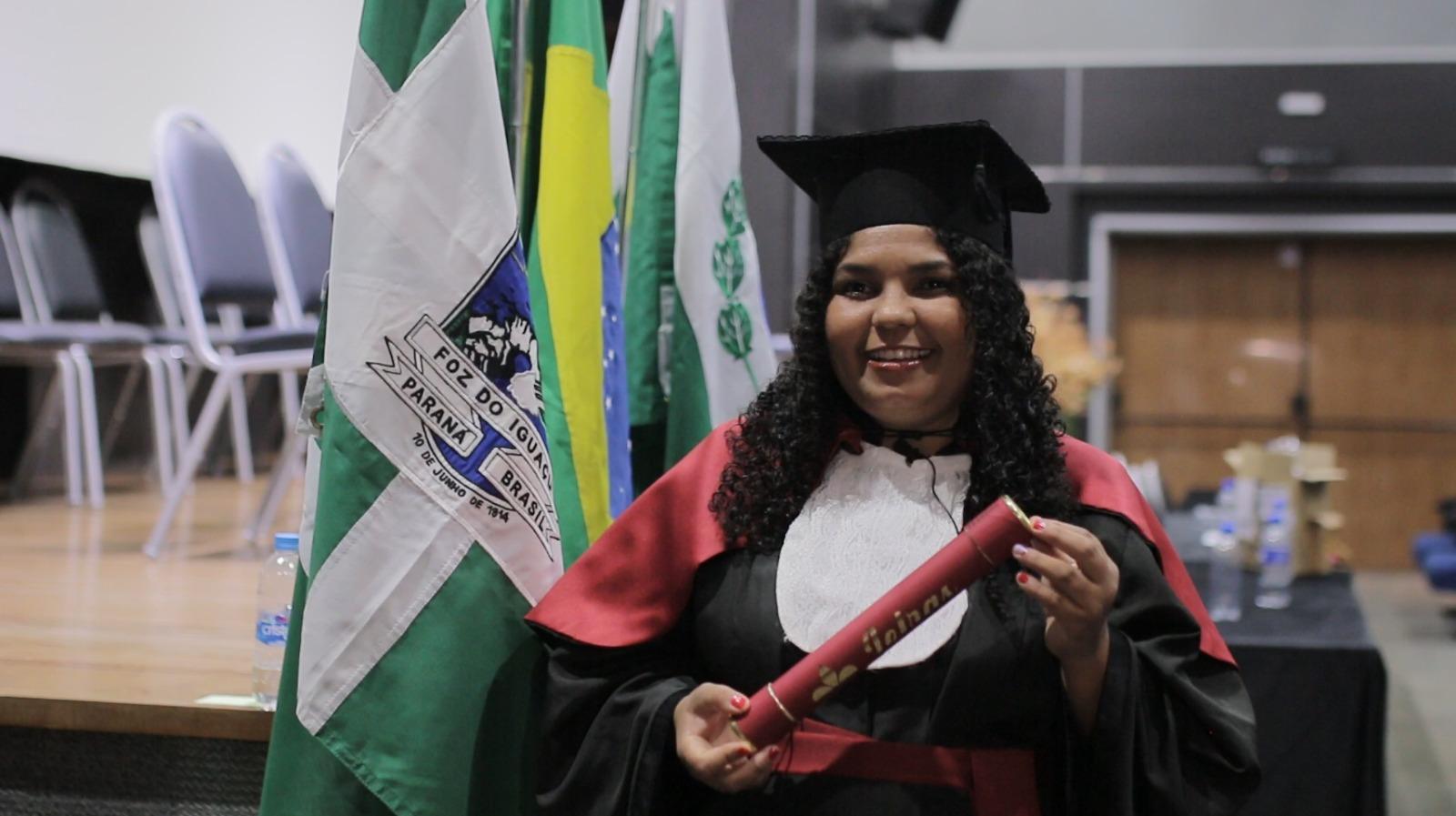 Unicentro forma mais de 200 alunos na modalidade a distância