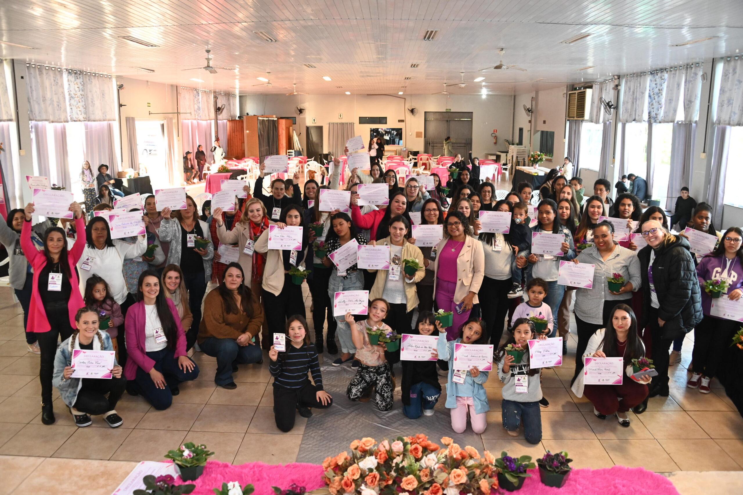 Cátedra de Empoderamento e Empreendedorismo Feminino finaliza formação em Candói