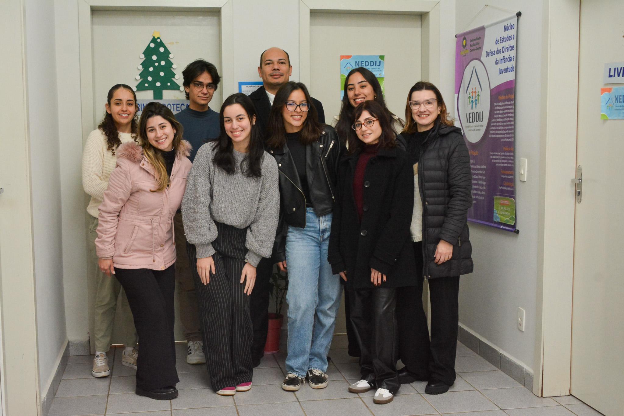 Neddij Irati presta atendimento jurídico gratuito em casos com crianças e adolescentes