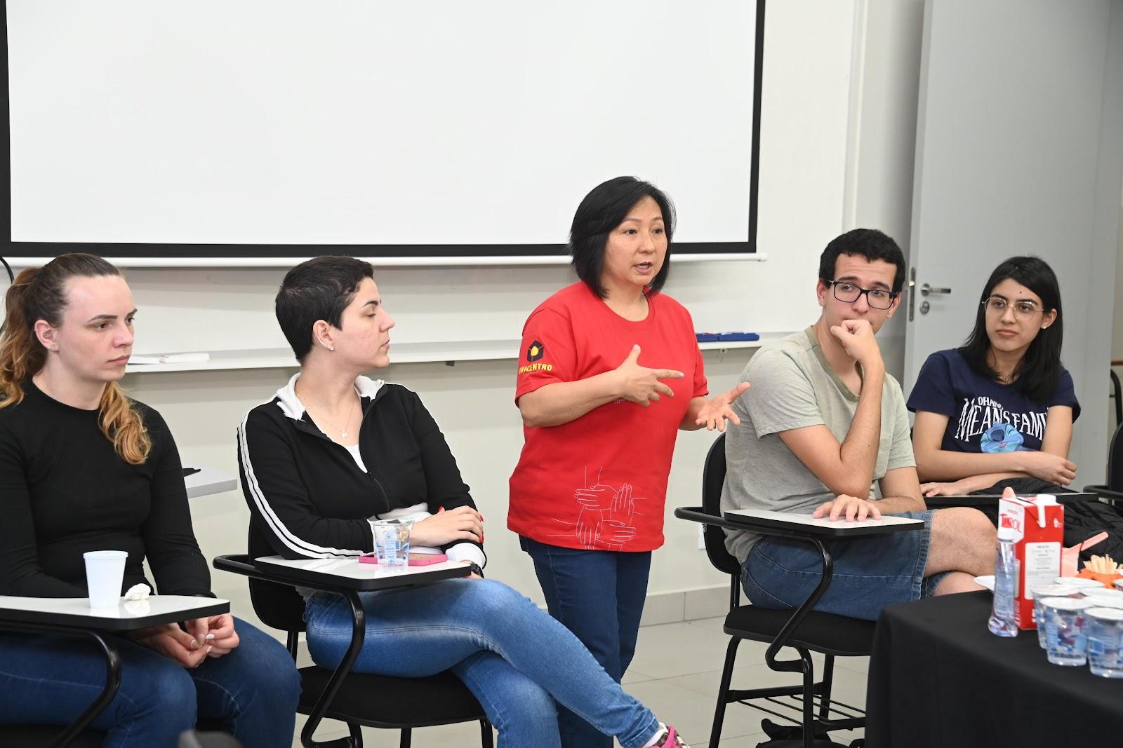 Projeto Mulheres que Somam promove 2ª Roda de Conversa com Café