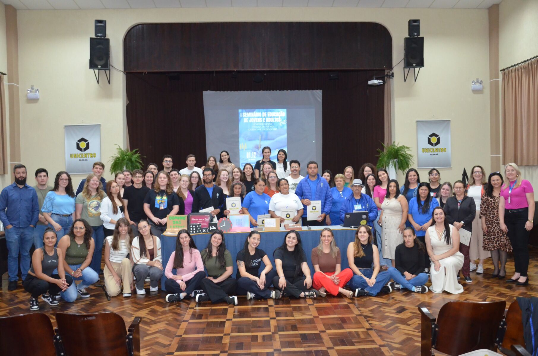 1º Seminário de Educação de Jovens e Adultos compartilha experiências formativas do curso de Pedagogia 1º Seminário de Educação de Jovens e Adultos compartilha experiências formativas do curso de Pedagogia