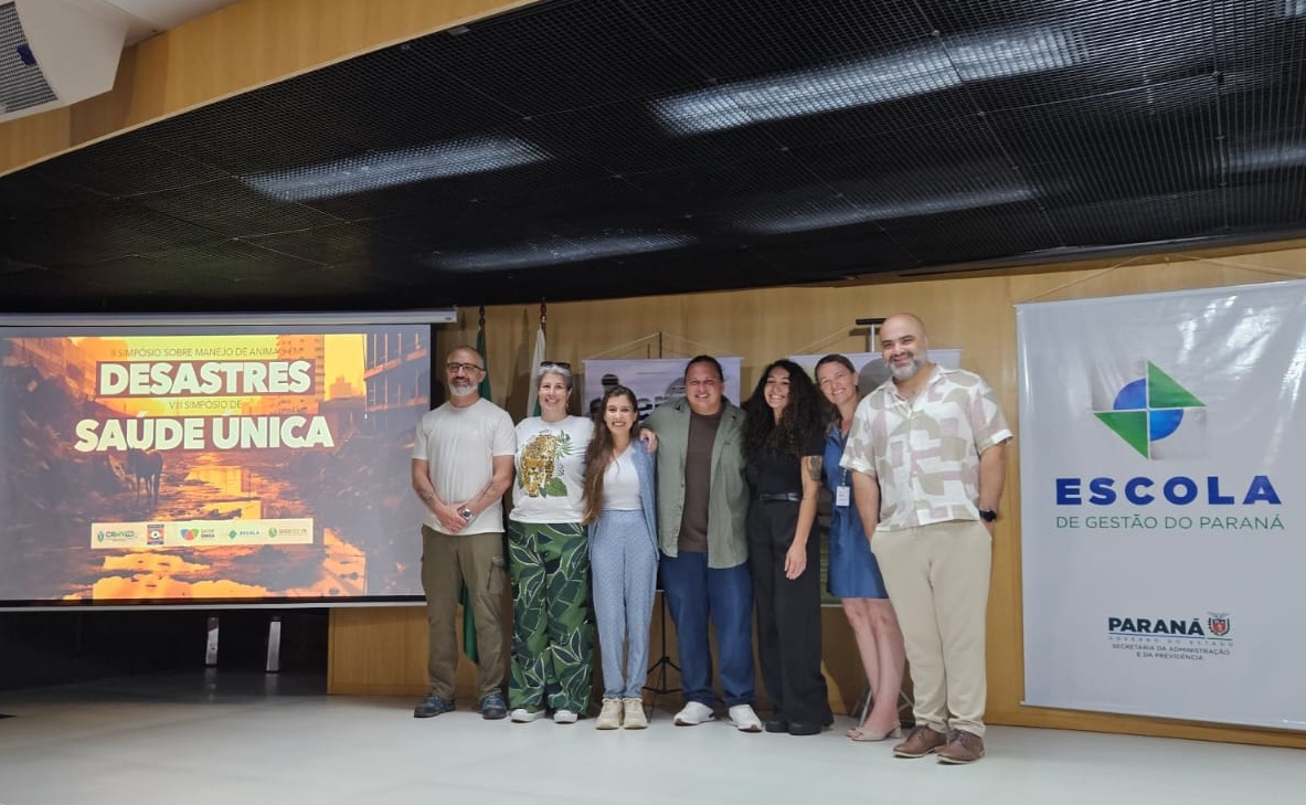 Unicentro marca presença em simpósios estaduais sobre manejo de animais em desastres e saúde Unicentro marca presença em simpósios estaduais sobre manejo de animais em desastres e saúde