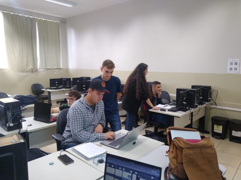 Gupo_Estudo_Logica1