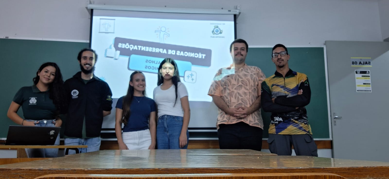 Minicurso de Técnicas de Apresentação e Trabalhos Acadêmicos