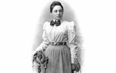 Amalie Emmy Noether (1882 – 1935)