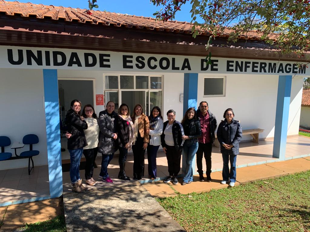 Unidade Escola de Enfermagem recebe visita de membros do Ministério da Saúde, do Hospital Albert Einstein e da Fiocruz